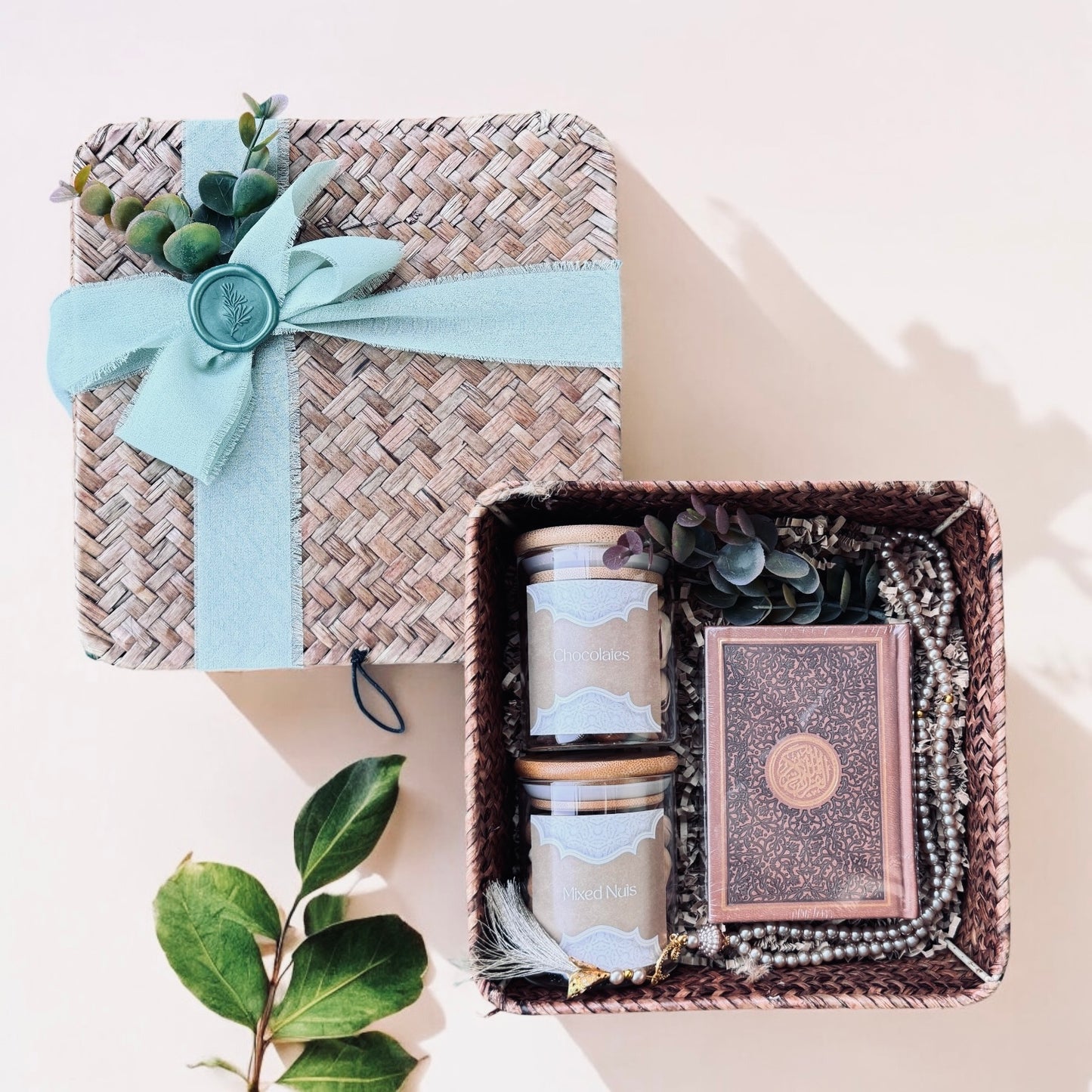 Minimalistic Eid Box
