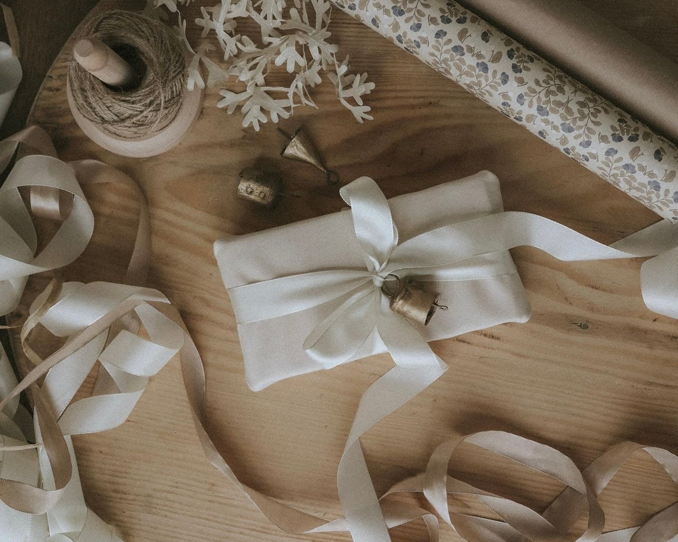 Self care hamper Dubai luxury wellness gift box