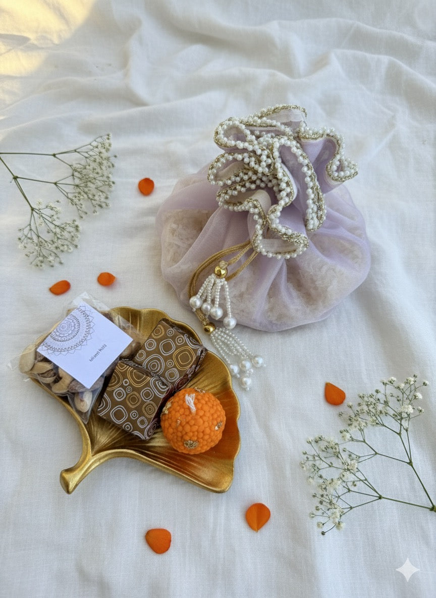 Lavender Festive Pearls Gift Box