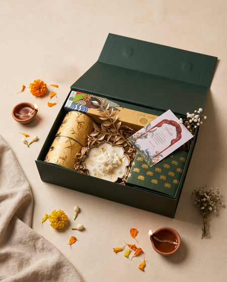 Lotus Light Hamper